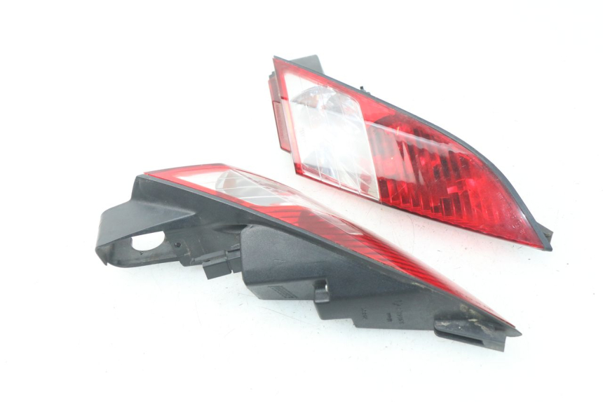 photo de ACHTERLICHT PEUGEOT SATELIS 125 (2006 - 2009) - Gecontroleerd onderdeel