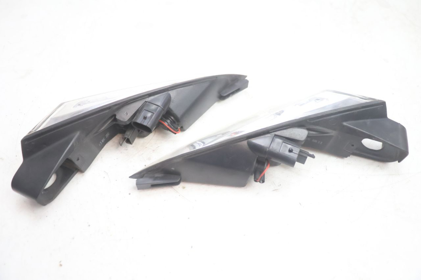 photo de ACHTERLICHT PEUGEOT SATELIS 125 (2013 - 2018) - Staat van het oppervlak