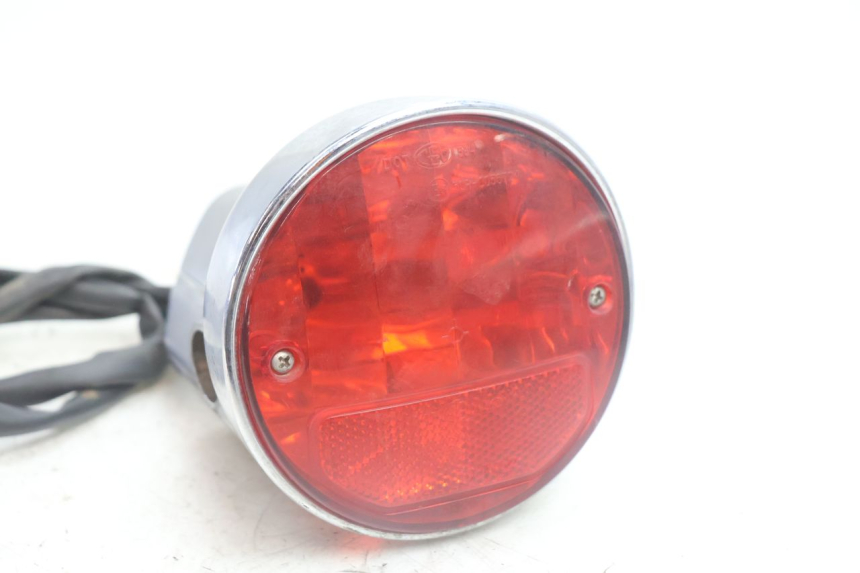 photo de ACHTERLICHT APRILIA SCARABEO GT 125 (1999 - 2007) - Detail van het onderdeel