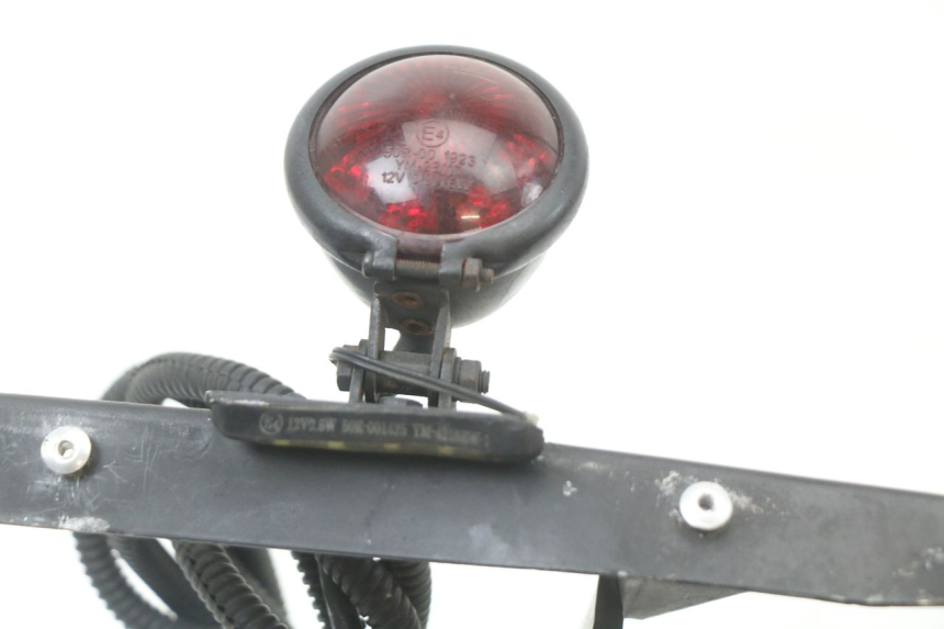 photo de ACHTERLICHT HARLEY DAVIDSON SPORTSTER XL CUSTOM 1200 (2003 - 2004) - Detail van het onderdeel