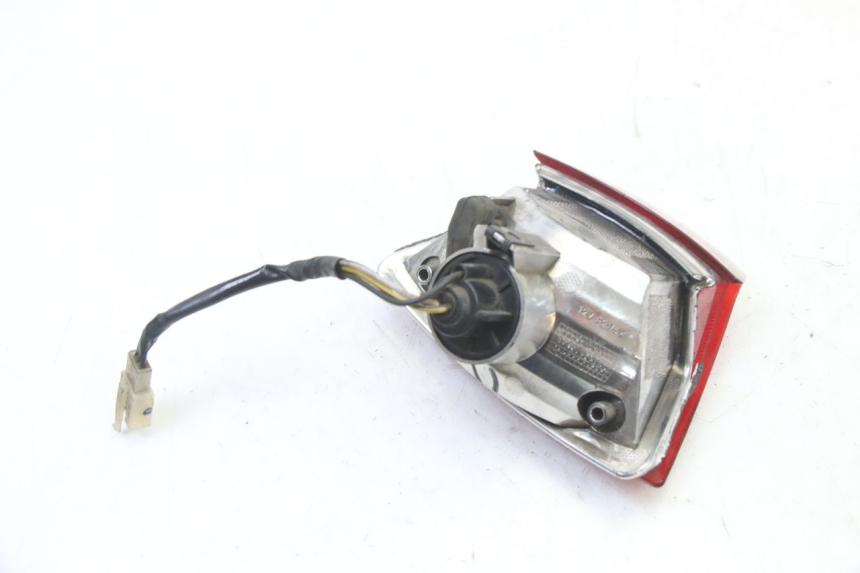 photo de ACHTERLICHT APRILIA SR 2T 50 (2018 - 2022) - Bevestigingspunten