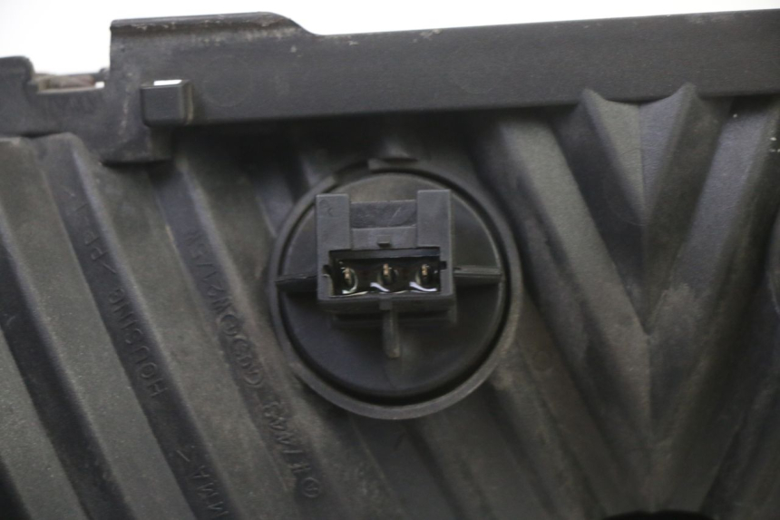 photo de ACHTERLICHT HONDA ST PAN EUROPEAN 1300 (2002 - 2013) - Bevestigingspunten