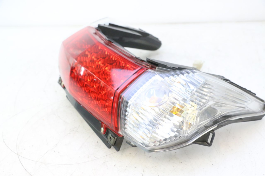 photo de ACHTERLICHT RAZZO STEED 125 (2012 - 2018) - Kenmerkende details