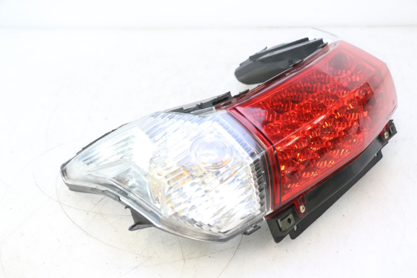 photo de ACHTERLICHT RAZZO STEED 125 (2012 - 2018) - Zoom op componenten