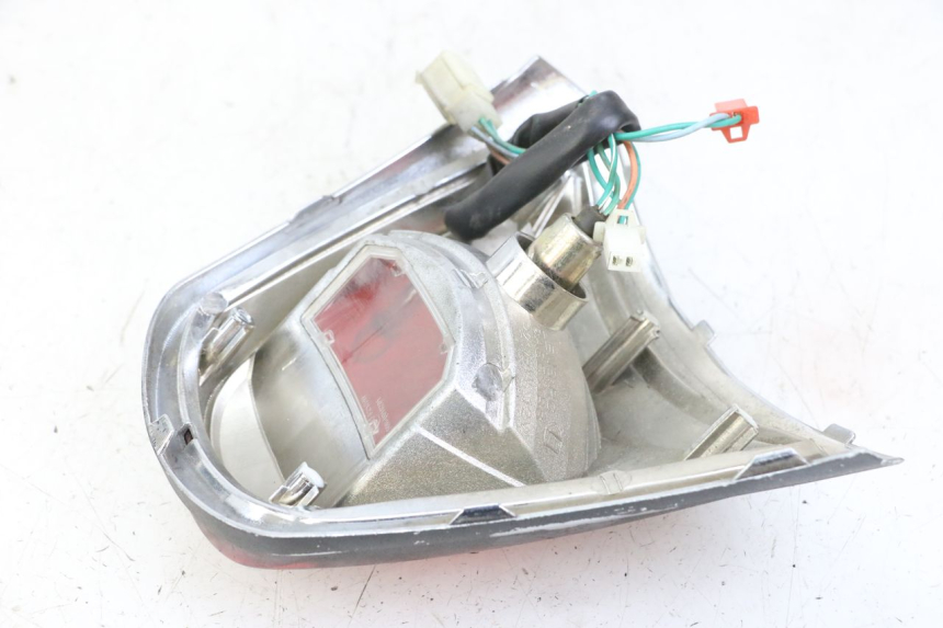 photo de ACHTERLICHT SYM FIDDLE 3 III 50 (2014 - 2020) - Andere kijkhoek