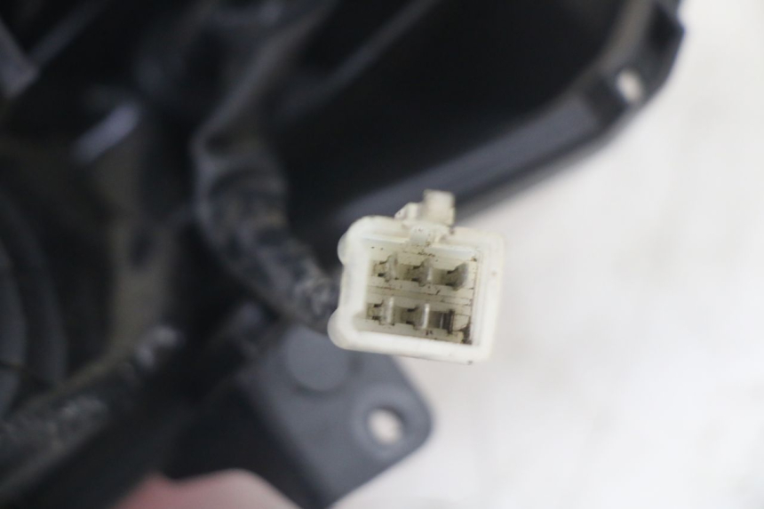 photo de ACHTERLICHT PEUGEOT TWEET 4T 50 (2018 - 2022) - Staat van het oppervlak