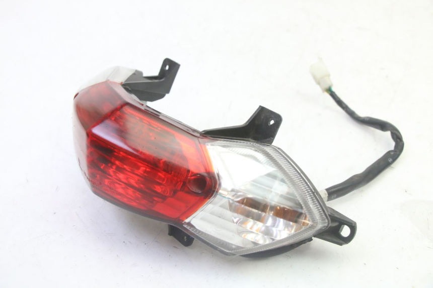 photo de ACHTERLICHT PEUGEOT TWEET 4T 50 (2018 - 2022) - Zoom op gebruiksstaat