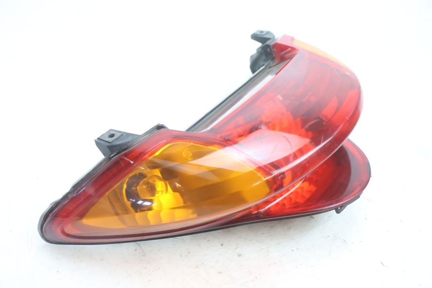 photo de ACHTERLICHT HONDA VFR FI RC46 800 (1998 - 2001) - Zoom op gebruiksstaat