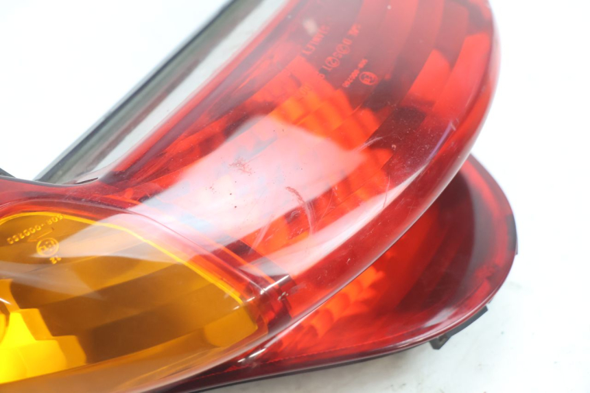 photo de ACHTERLICHT HONDA VFR FI RC46 800 (1998 - 2001) - Andere kijkhoek
