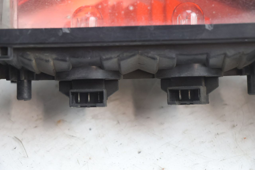 photo de ACHTERLICHT HONDA VFR FI RC46 800 (1998 - 2001) - Bevestigingspunten