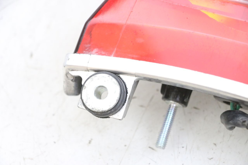 photo de ACHTERLICHT DAELIM VJ ROADWIN FI 125 (2008 - 2017) - Gecontroleerd onderdeel