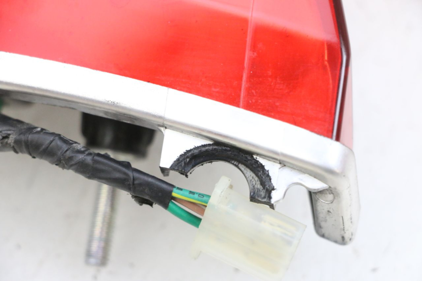 photo de ACHTERLICHT DAELIM VJ ROADWIN FI 125 (2008 - 2017) - Markeringen en referenties