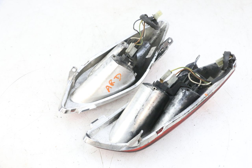 photo de ACHTERLICHT YAMAHA XMAX X-MAX 125 (2006 - 2009) - Zoom op gebruiksstaat