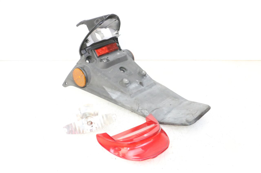 photo de ACHTERLICHT HONDA X8R 50 (1998 - 2003) - Bevestigingspunten