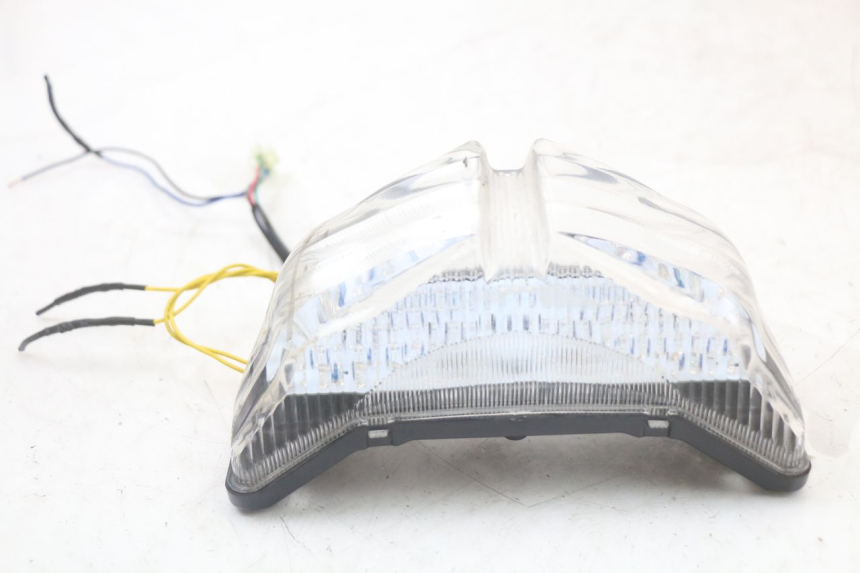 photo de ACHTERLICHT YAMAHA FZ1 FAZER 1000 (2007 - 2009) - Hoofdaanzicht