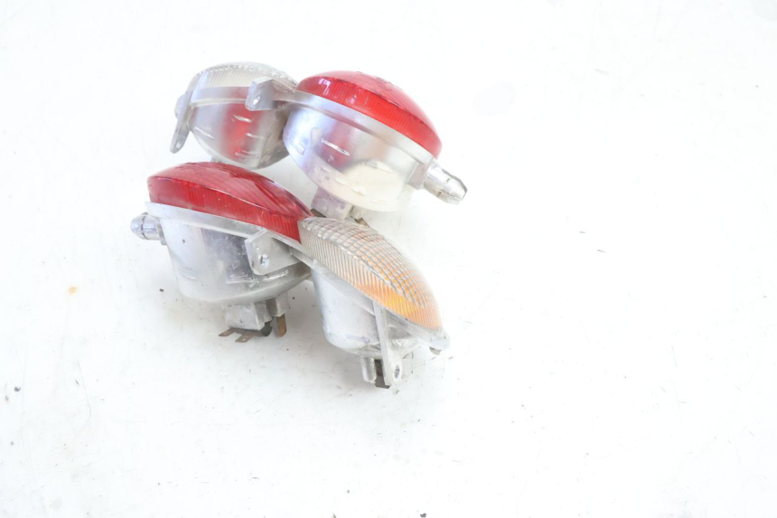 photo de ACHTERLICHT YAMAHA YP MAJESTY 125 (2007 - 2010) - Andere kijkhoek