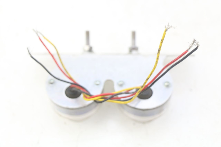 photo de ACHTERLICHT KAWASAKI ZEPHYR 1100 ( - 1995) - Zoom op gebruiksstaat