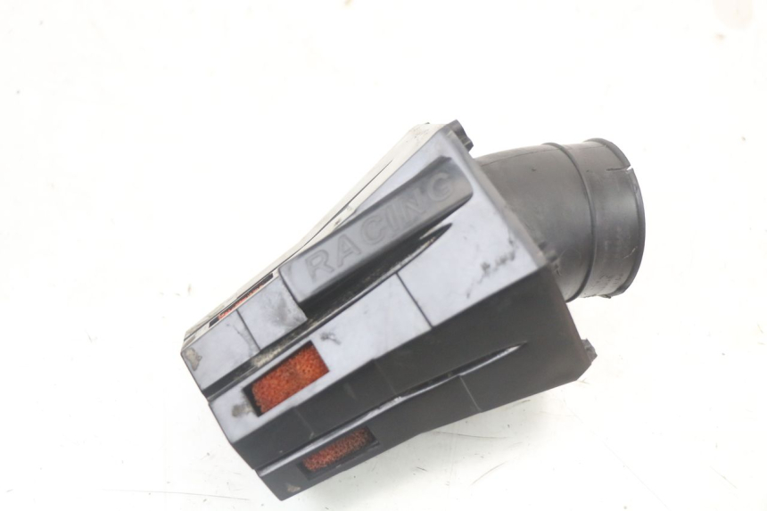 photo de LUCHTFILTER PEUGEOT KISBEE 2T 50 (2010 - 2017) - Hoofdaanzicht