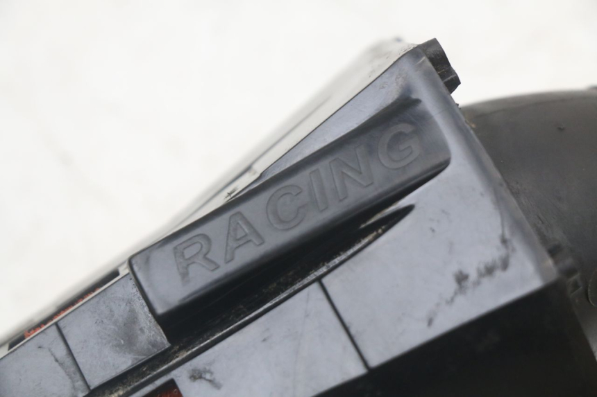 photo de LUCHTFILTER PEUGEOT KISBEE 2T 50 (2010 - 2017) - Detail van het onderdeel