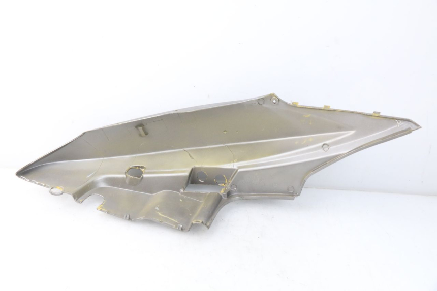 photo de RECHTER ACHTERZIJDE KYMCO AGILITY 4T 50 (2005 - 2018) - Detail van het onderdeel