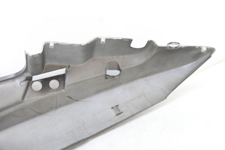 photo de RECHTER ACHTERZIJDE KYMCO AGILITY 4T 50 (2005 - 2018) - Staat van het oppervlak