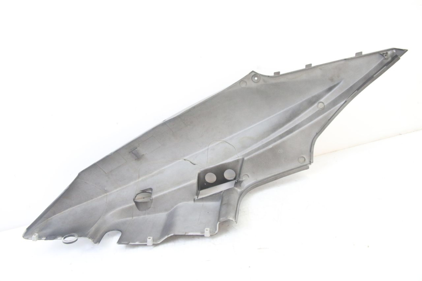 photo de RECHTER ACHTERZIJDE KYMCO AGILITY 4T 50 (2005 - 2018) - Gecontroleerd onderdeel