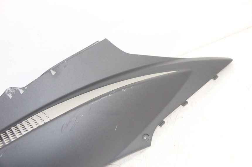 photo de RECHTER ACHTERZIJDE KYMCO AGILITY 4T 50 (2018 - 2022) - Zoom op gebruiksstaat