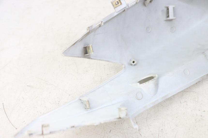 photo de RECHTER ACHTERZIJDE KYMCO AGILITY RS 4T 50 (2009 - 2013) - Andere kijkhoek