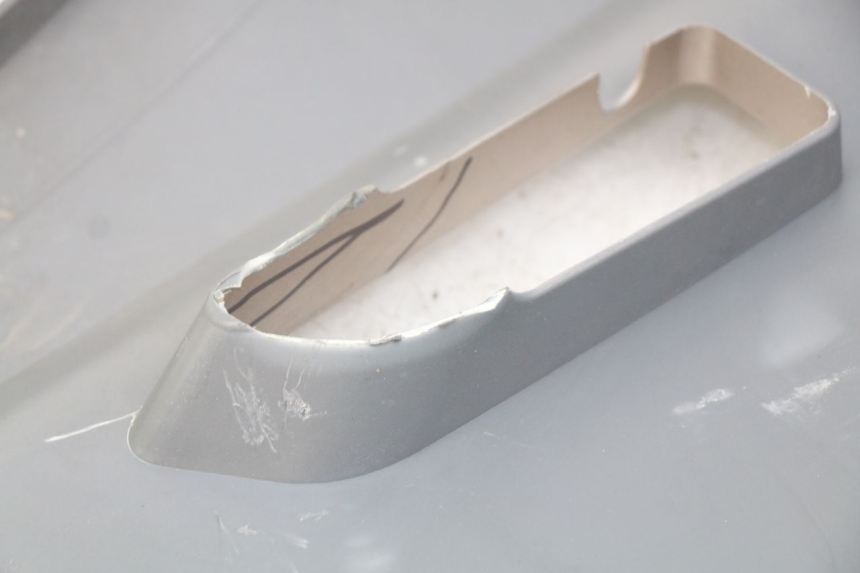 photo de RECHTER ACHTERZIJDE ECCITY ARTELEC 670 1 (2013 - 2017) - Zoom op gebruiksstaat