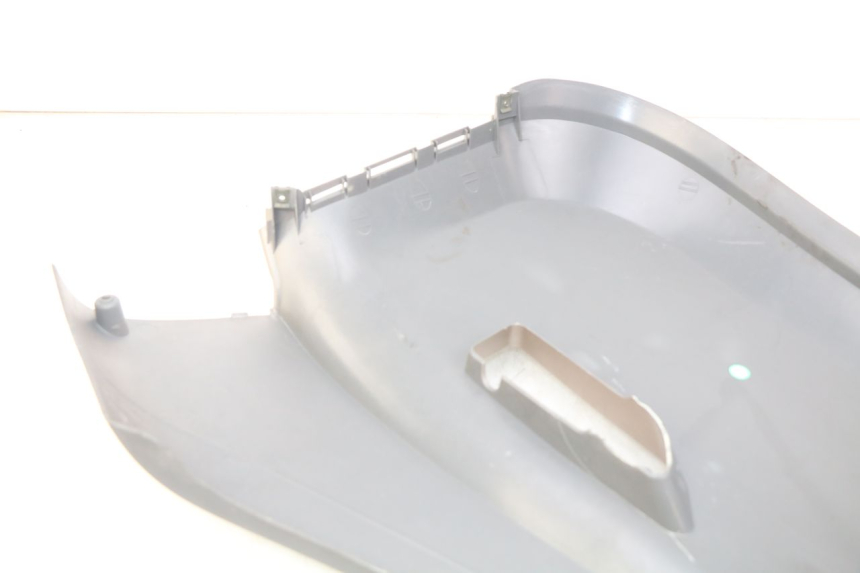 photo de RECHTER ACHTERZIJDE ECCITY ARTELEC 670 1 (2013 - 2017) - Technische close-up