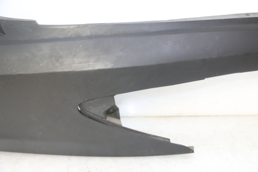 photo de RECHTER ACHTERZIJDE SUZUKI BURGMAN 125 (2007 - 2014) - Visuele inspectie