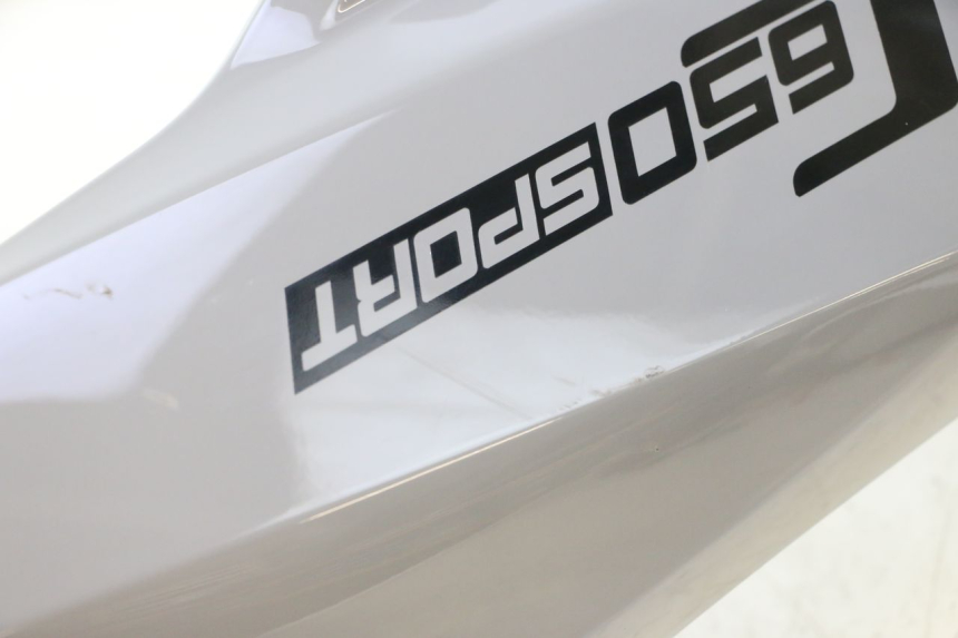 photo de RECHTE ACHTERZIJDE BMW C SPORT 650 (2015 - 2021) - Staat van het oppervlak