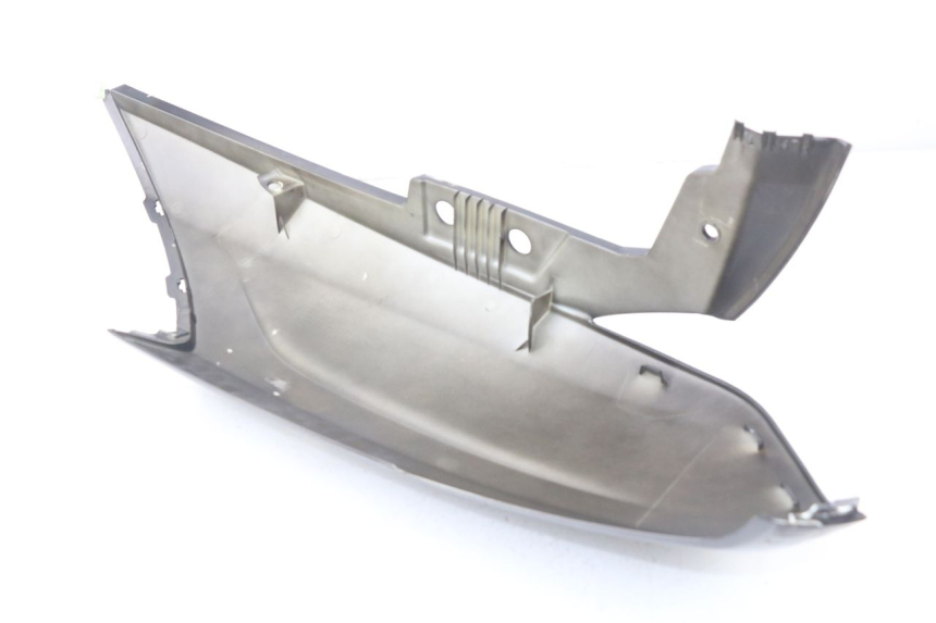 photo de RECHTER ACHTERZIJDE PEUGEOT CITYSTAR 50 (2013 - 2017) - Bevestigingspunten