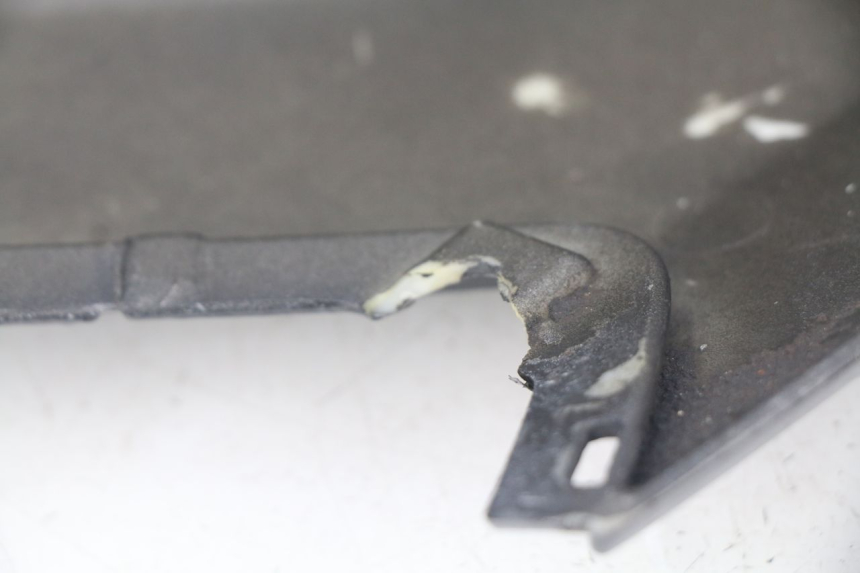 photo de RECHTER ACHTERZIJDE PEUGEOT CITYSTAR 50 (2013 - 2017) - Technische close-up