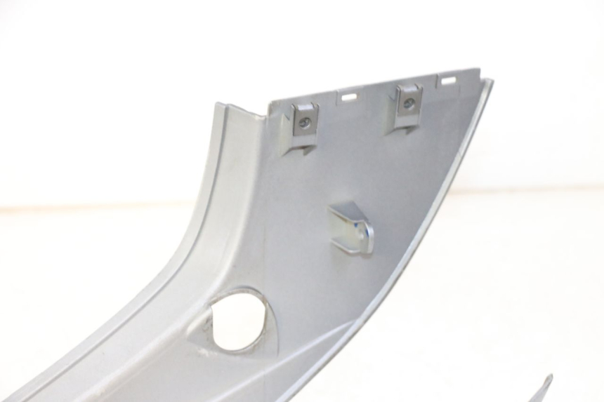 photo de RECHTER ACHTERZIJDE YAMAHA CYGNUS X INJECTION 125 (2007 - 2013) - Andere kijkhoek