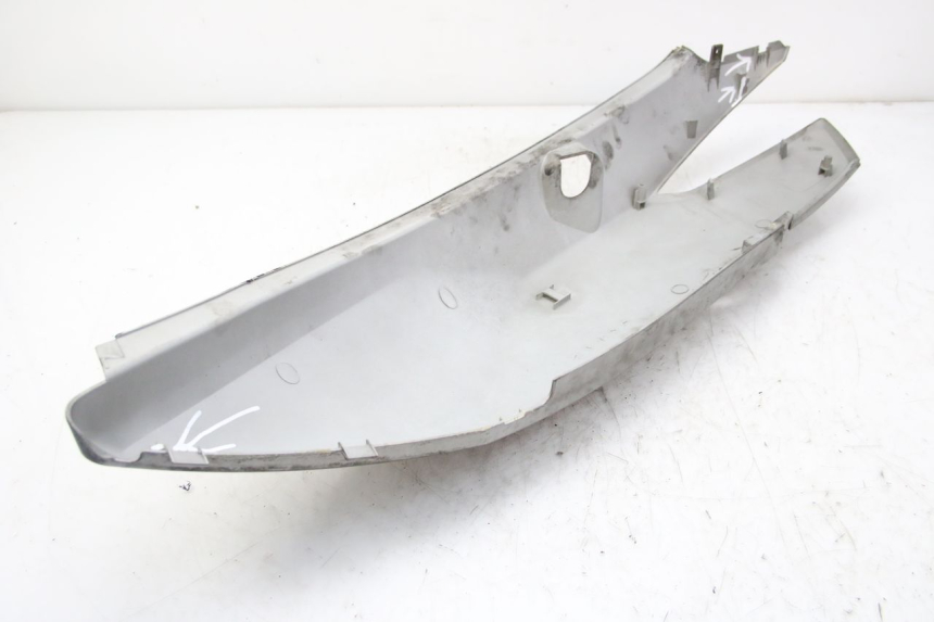 photo de RECHTER ACHTERZIJDE KYMCO DINK STREET 125 (2009 - 2014) - Bevestigingspunten