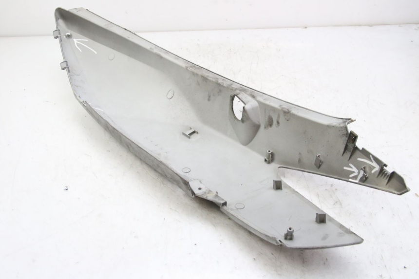 photo de RECHTER ACHTERZIJDE KYMCO DINK STREET 125 (2009 - 2014) - Markeringen en referenties