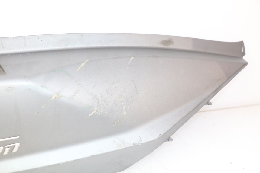 photo de RECHTER ACHTERZIJDE KYMCO DOWNTOWN ABS 125 (2015 - 2017) - Gecontroleerd onderdeel