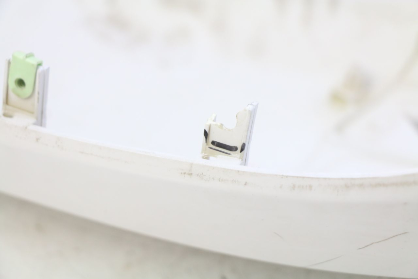 photo de RECHTER ACHTERZIJDE PEUGEOT E-VIVACITY 1 (2012 - 2018) - Detail van het onderdeel