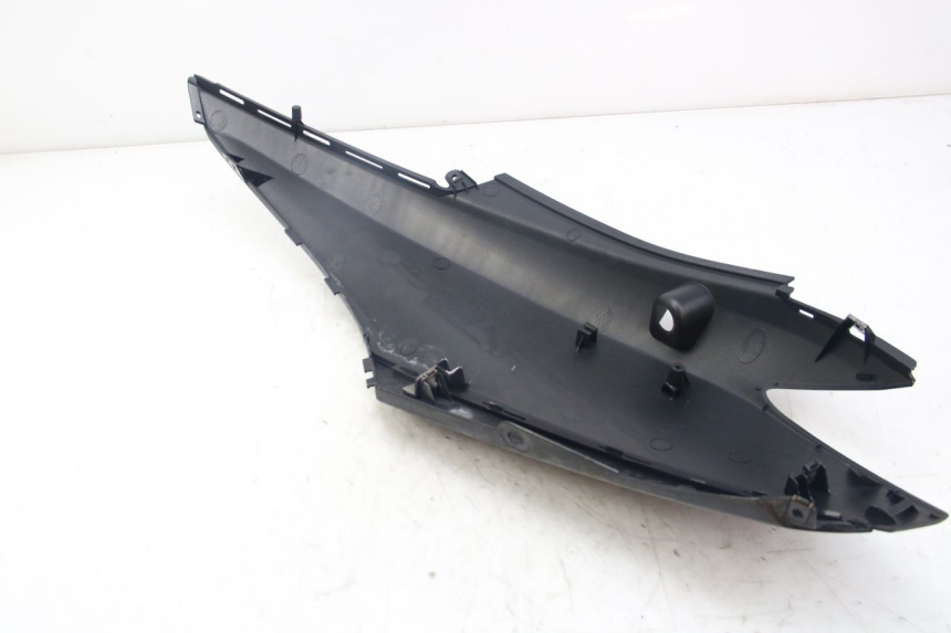 photo de RECHTER ACHTERZIJDE YAMAHA D'ELIGHT DELIGHT 125 (2017 - 2020) - Bevestigingspunten