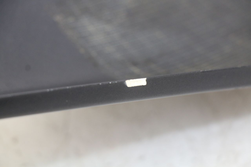 photo de RECHTER ACHTERZIJDE HONDA FES PANTHEON 2T 125 (1998 - 2002) - Staat van het oppervlak