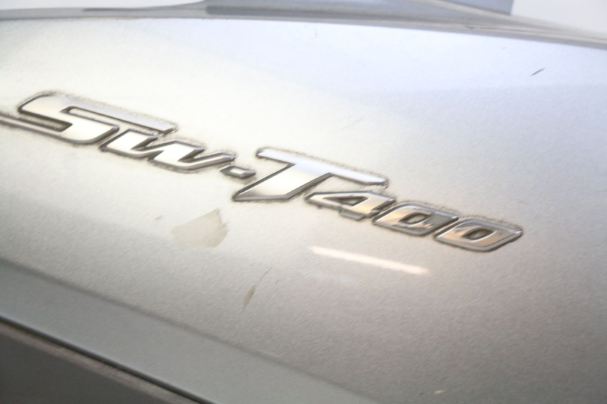 photo de RECHTER ACHTERZIJDE HONDA FJS SILVERWING SILVER WING 400 (2009 - 2016) - Detailaanzicht