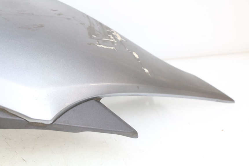 photo de RECHTER ACHTERZIJDE HONDA FJS SILVERWING SILVER WING 400 (2009 - 2016) - Focus op structuur