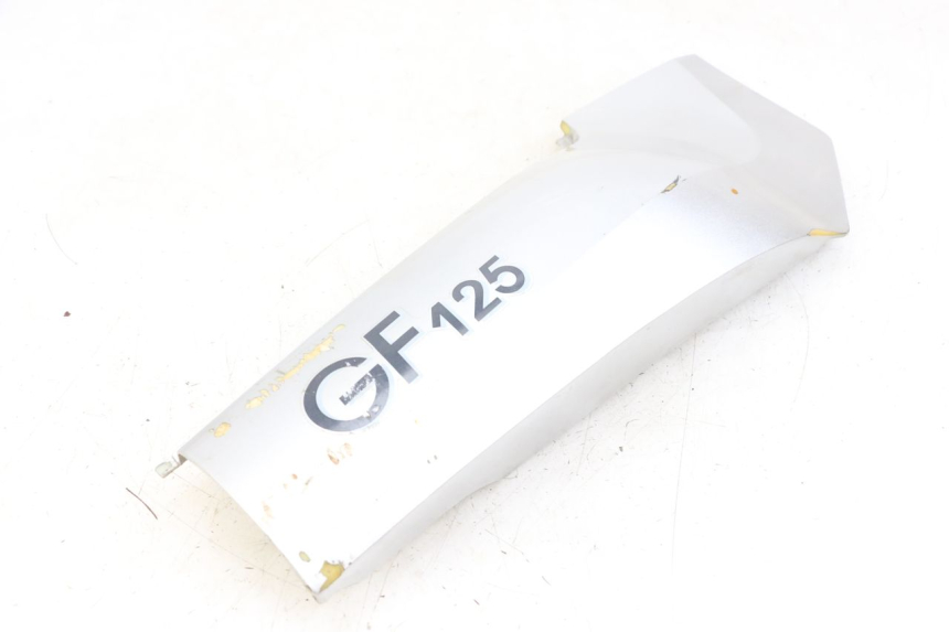photo de RECHTER ACHTERZIJDE HYOSUNG GF 125 (2001 - 2005) - Andere kijkhoek