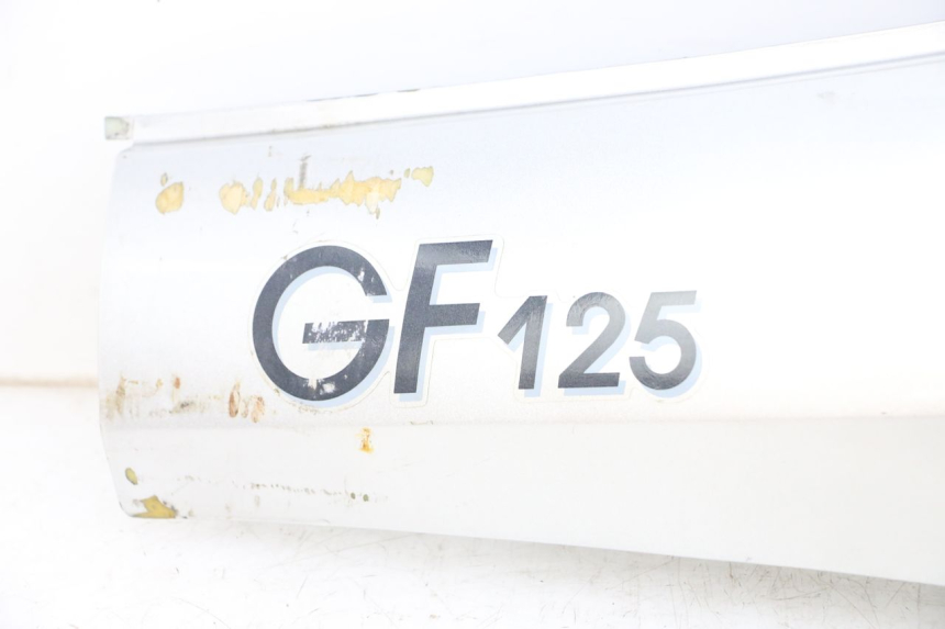 photo de RECHTER ACHTERZIJDE HYOSUNG GF 125 (2001 - 2005) - Overzicht
