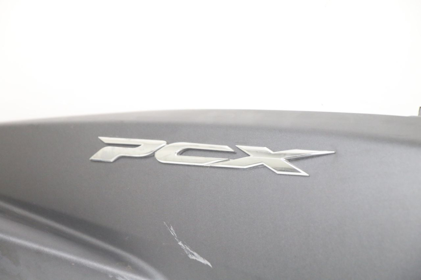 photo de RECHTER ACHTERZIJDE HONDA PCX (JF57/JF64) 125 (2014 - 2018) - Andere kijkhoek