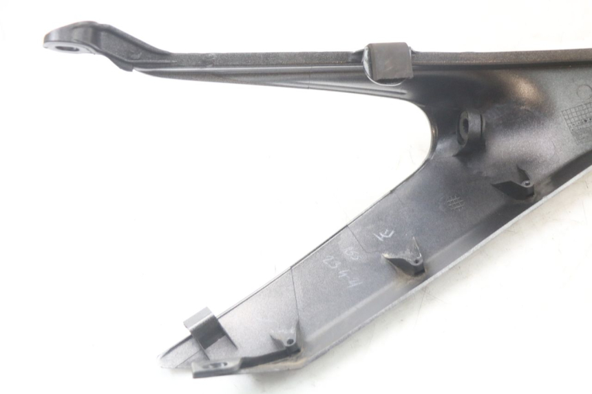 photo de RECHTER ACHTERZIJDE HUSQVARNA SVARTPILEN 401 (2018 - 2023) - Bevestigingspunten