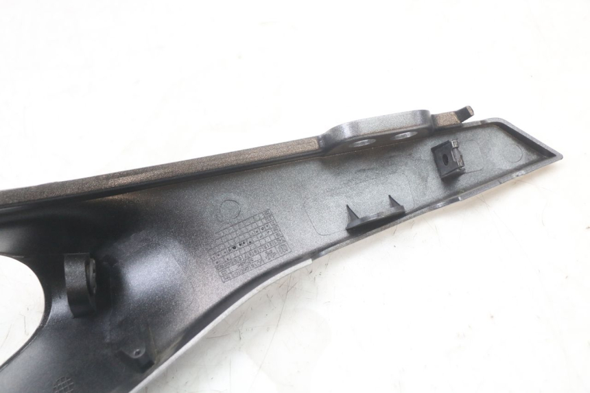 photo de RECHTER ACHTERZIJDE HUSQVARNA SVARTPILEN 401 (2018 - 2023) - Staat van het oppervlak