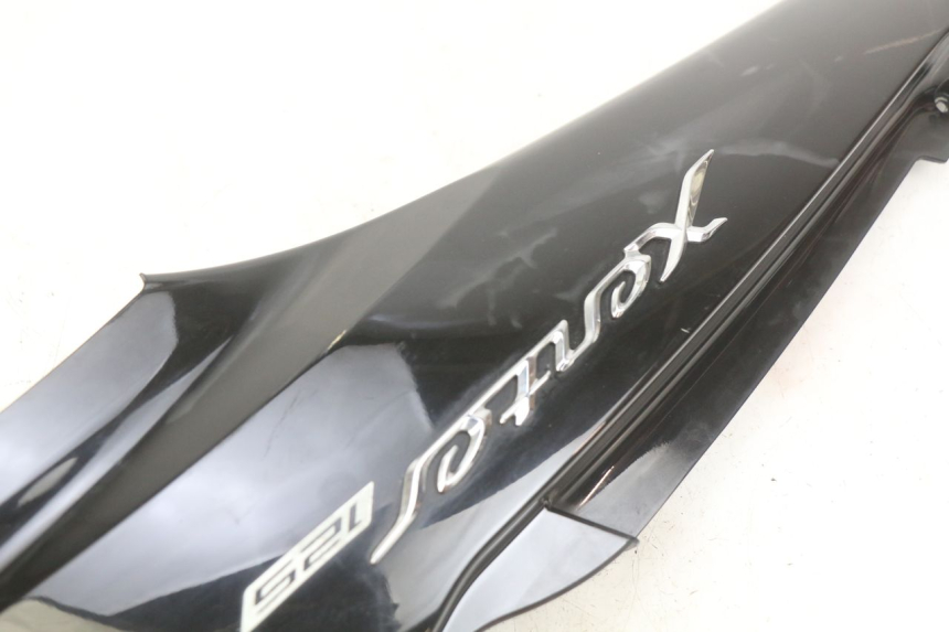 photo de RECHTER ACHTERZIJDE YAMAHA HW XENTER 125 (2011 - 2017) - Gecontroleerd onderdeel