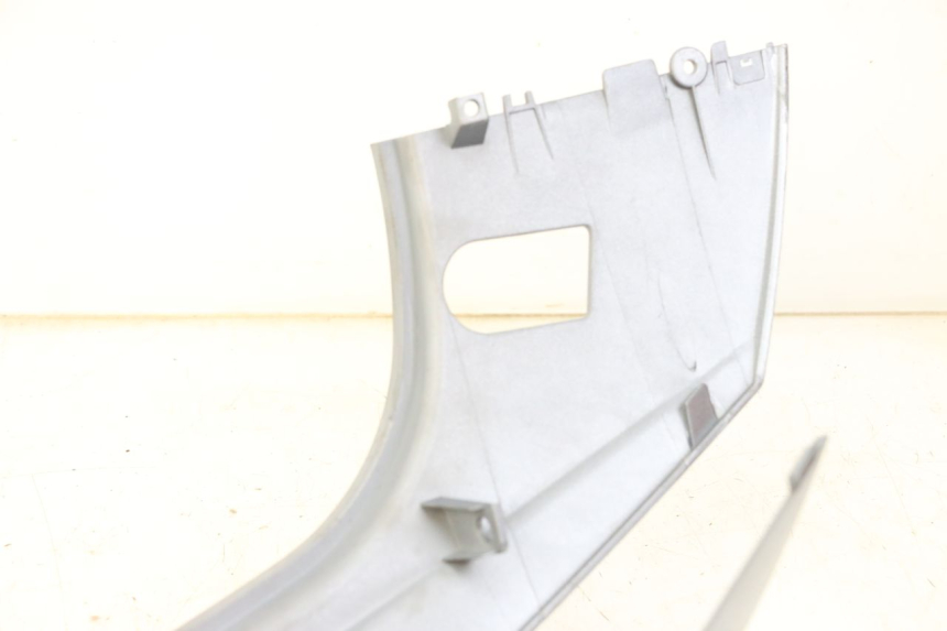 photo de RECHTER ACHTERZIJDE SYM JOYMAX 125 (2010 - 2017) - Andere kijkhoek